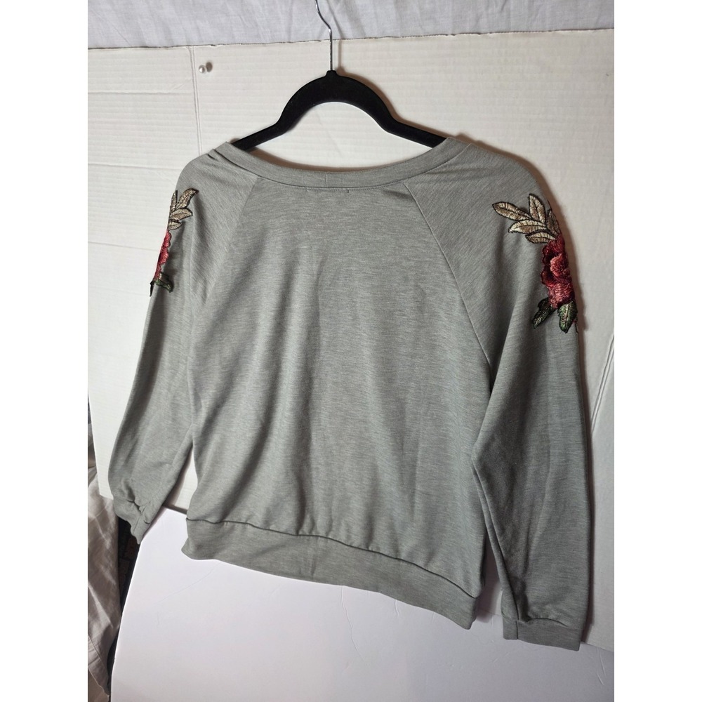 West Kei Gray Floral Embroidered Raglan Crewneck Pullover Sweatshirt M TU37035 - Picture 10 of 10